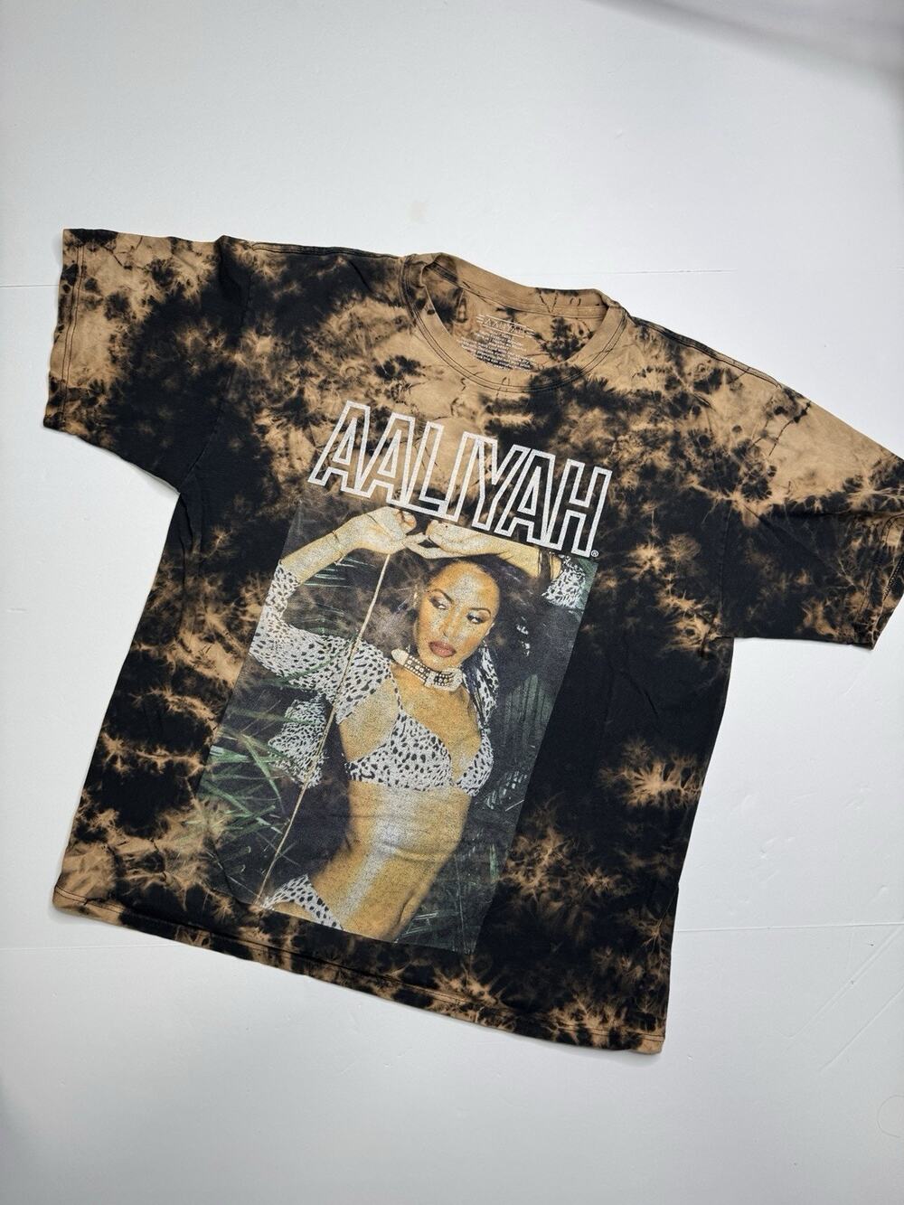 Aaliyah One In A Million T Shirt Large Bleach Tie Dye R&B Hip Hop Graphic Tee